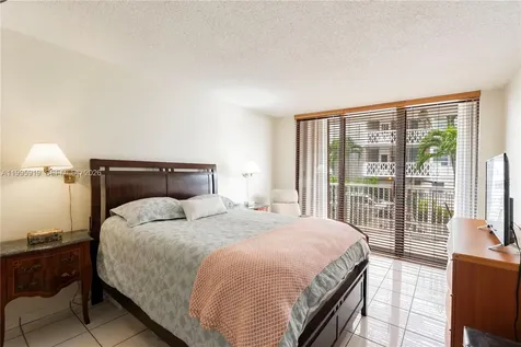 1440 Brickell Bay Drive Miami FL 33131