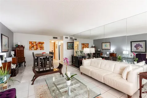 1440 Brickell Bay Drive Miami FL 33131