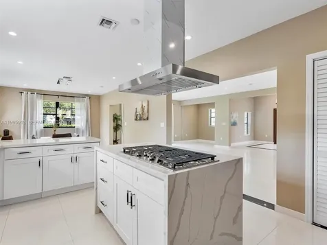 1500 Biarritz Drive Miami Beach FL 33141