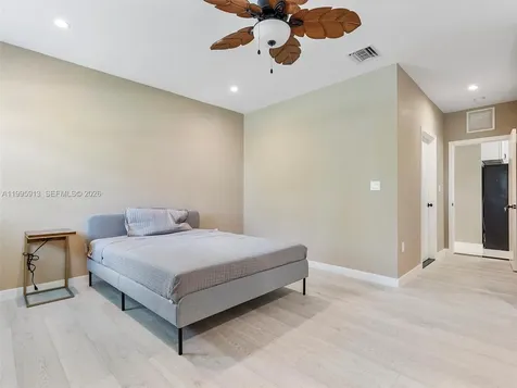 1500 Biarritz Drive Miami Beach FL 33141