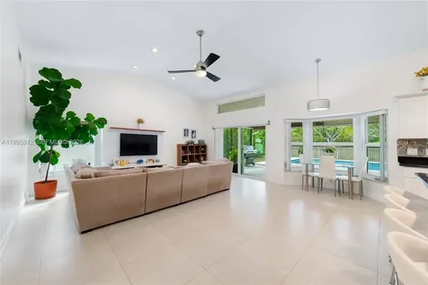 11690 Island Lakes Lane Boca Raton FL 33498