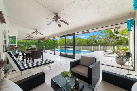 11690 Island Lakes Lane Boca Raton FL 33498