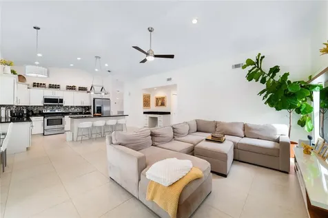 11690 Island Lakes Lane Boca Raton FL 33498