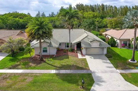 11690 Island Lakes Lane Boca Raton FL 33498