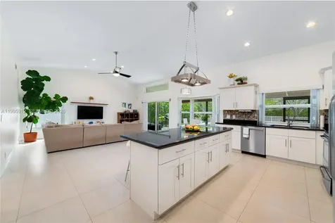 11690 Island Lakes Lane Boca Raton FL 33498