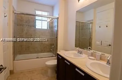 8375 NW 51st Terrace Doral FL 33166