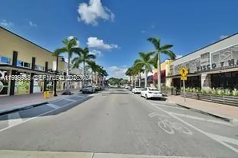 8375 NW 51st Terrace Doral FL 33166