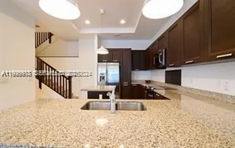 8375 NW 51st Terrace Doral FL 33166