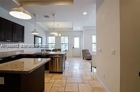 8375 NW 51st Terrace Doral FL 33166