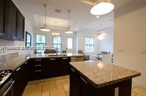 8375 NW 51st Terrace Doral FL 33166