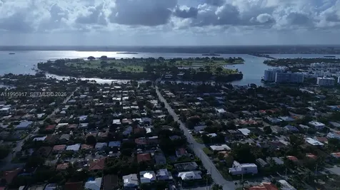 9056 Collins Avenue Surfside FL 33154