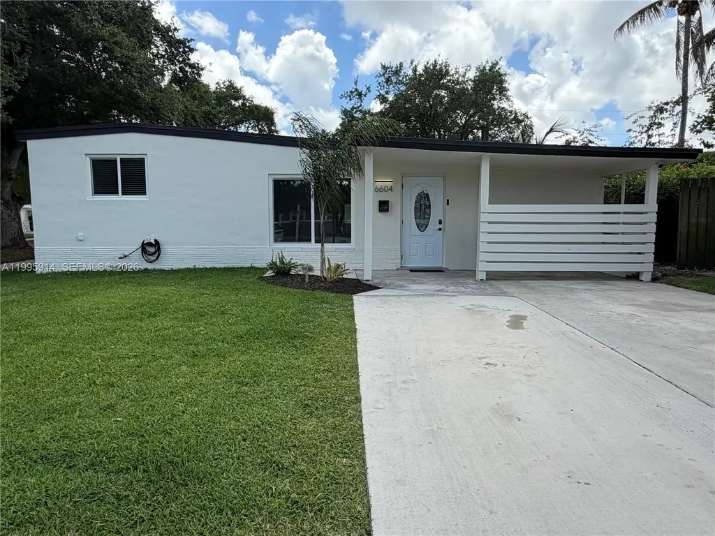 6604 Raleigh Street Hollywood FL 33024
