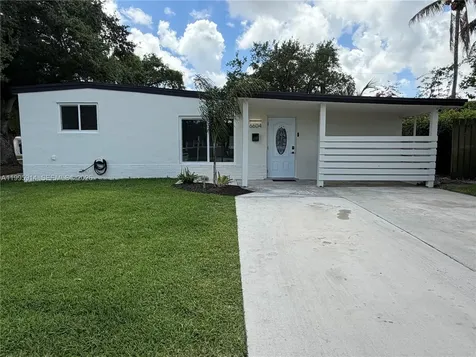 6604 Raleigh Street Hollywood FL 33024