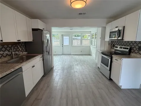 6604 Raleigh Street Hollywood FL 33024