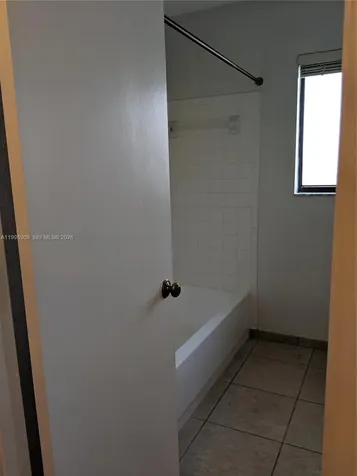 460 Lakeview Drive Weston FL 33326