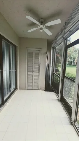 460 Lakeview Drive Weston FL 33326