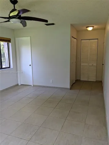 460 Lakeview Drive Weston FL 33326