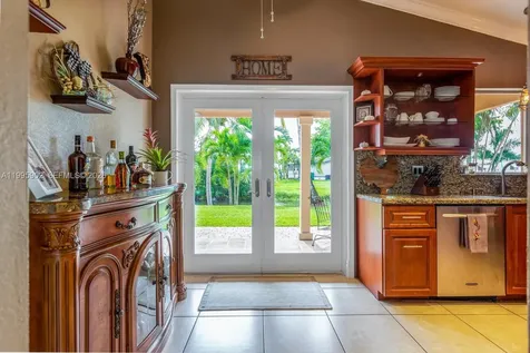 1190 SW 108th Way Davie FL 33324