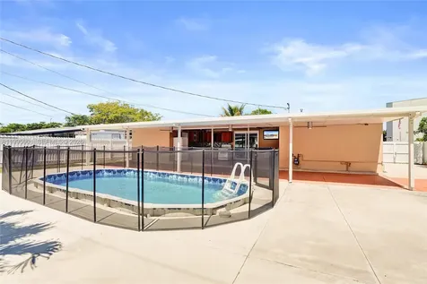 19411 Gulfstream Road Cutler Bay FL 33157