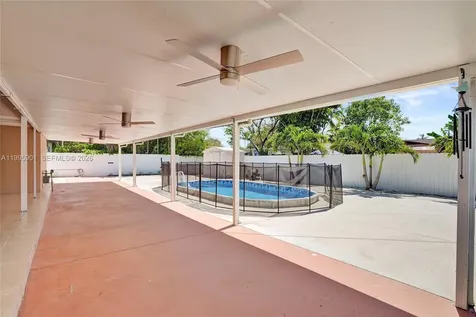 19411 Gulfstream Road Cutler Bay FL 33157