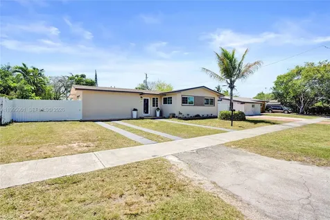 19411 Gulfstream Road Cutler Bay FL 33157