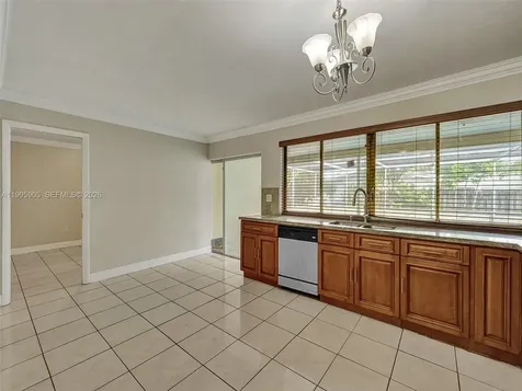 7231 NW 20th Street Sunrise FL 33313