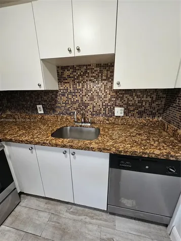 800 SW 131st Avenue Pembroke Pines FL 33027