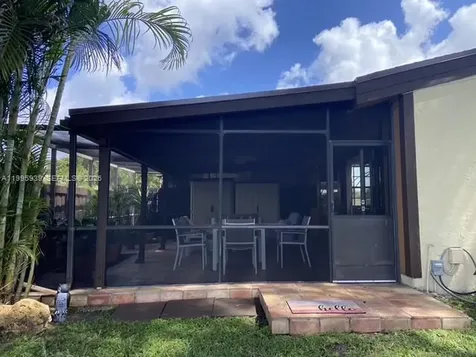 10361 Juniper Court Pembroke Pines FL 33026