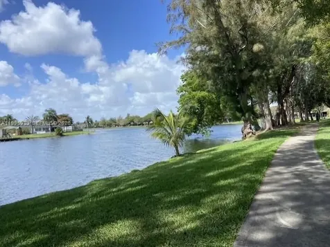 10361 Juniper Court Pembroke Pines FL 33026