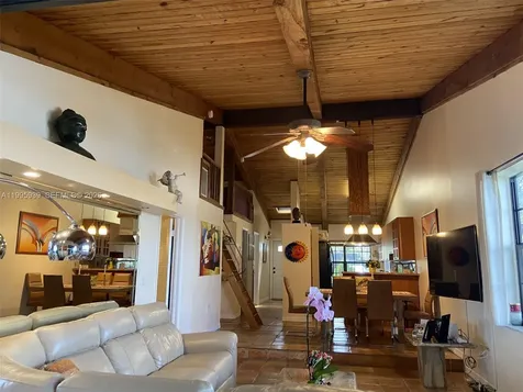 10361 Juniper Court Pembroke Pines FL 33026