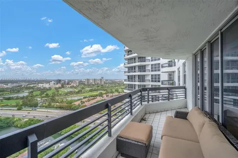 3500 Mystic Pointe Drive Aventura FL 33180