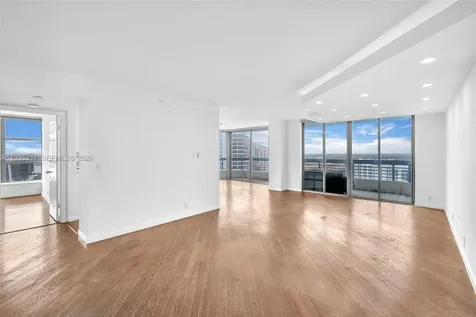 3500 Mystic Pointe Drive Aventura FL 33180