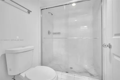 3500 Mystic Pointe Drive Aventura FL 33180