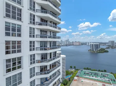 3500 Mystic Pointe Drive Aventura FL 33180