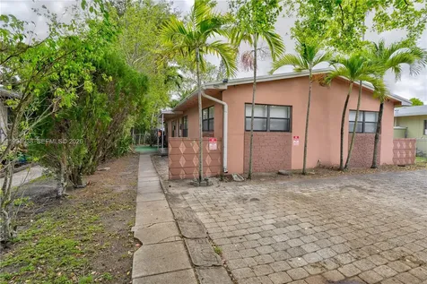 501 SW 9th Street Hallandale Beach FL 33009