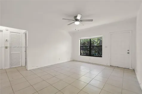 501 SW 9th Street Hallandale Beach FL 33009