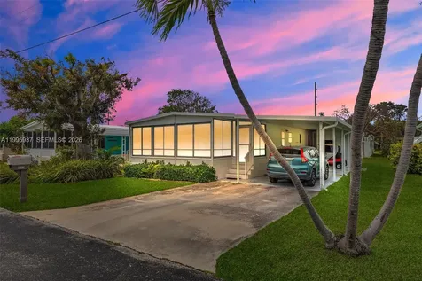 812 S Silver Circle Key Largo FL 33037