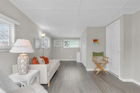 812 S Silver Circle Key Largo FL 33037