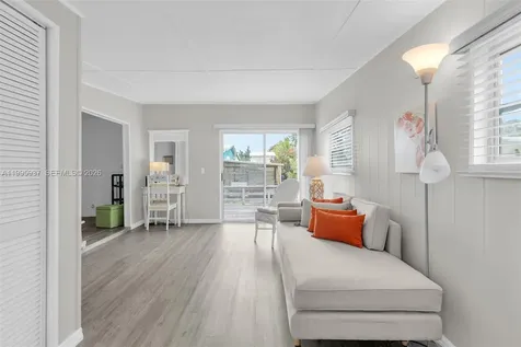 812 S Silver Circle Key Largo FL 33037