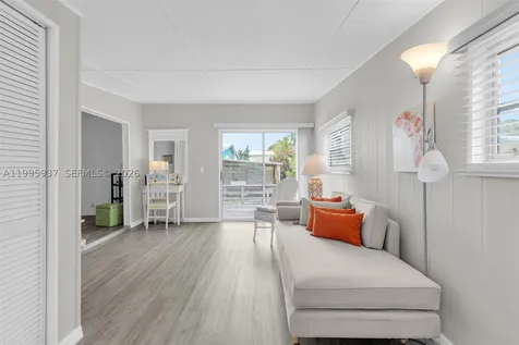 812 S Silver Circle Key Largo FL 33037