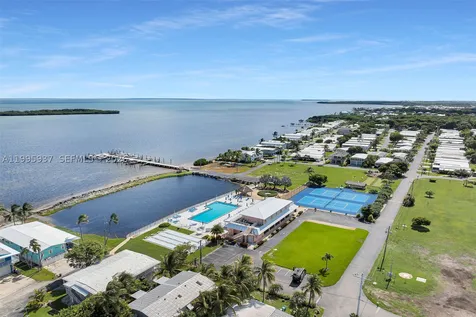 812 S Silver Circle Key Largo FL 33037