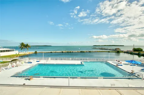 812 S Silver Circle Key Largo FL 33037
