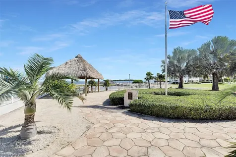 812 S Silver Circle Key Largo FL 33037