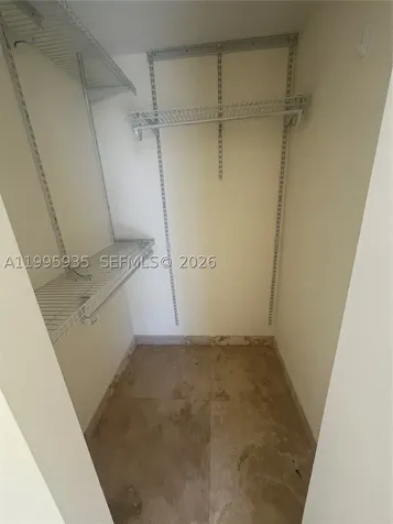 185 SW 7th Street Miami FL 33130