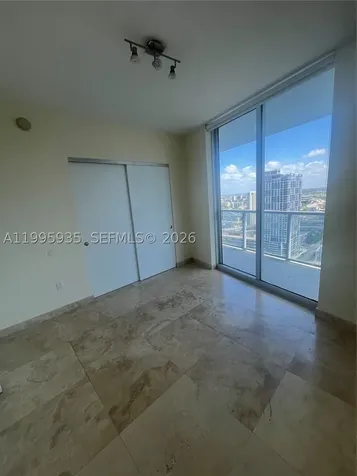 185 SW 7th Street Miami FL 33130