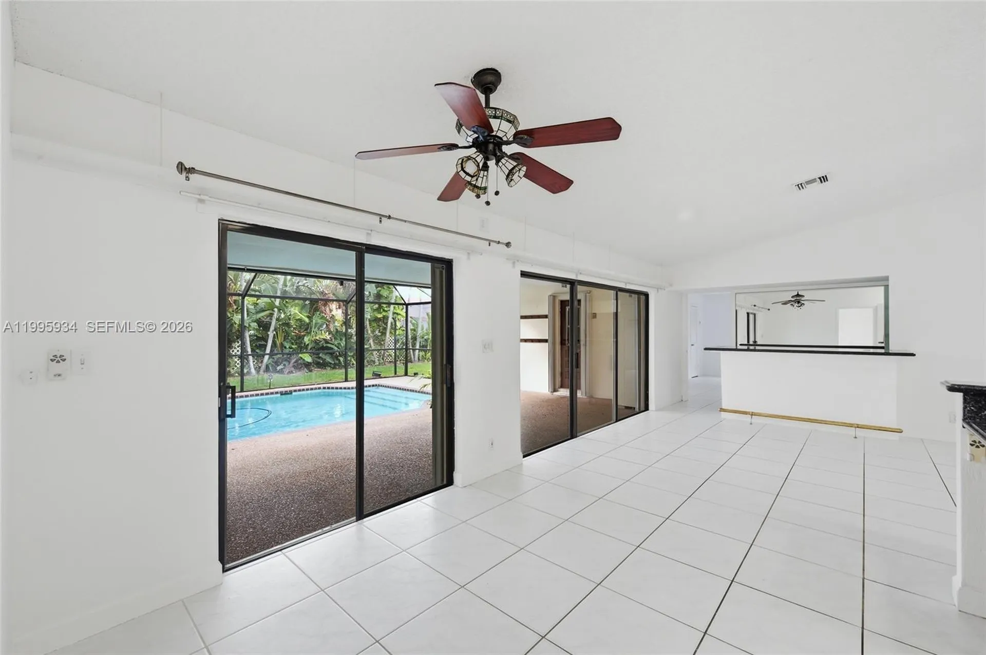 676 NW 107th Lane Coral Springs FL 33071