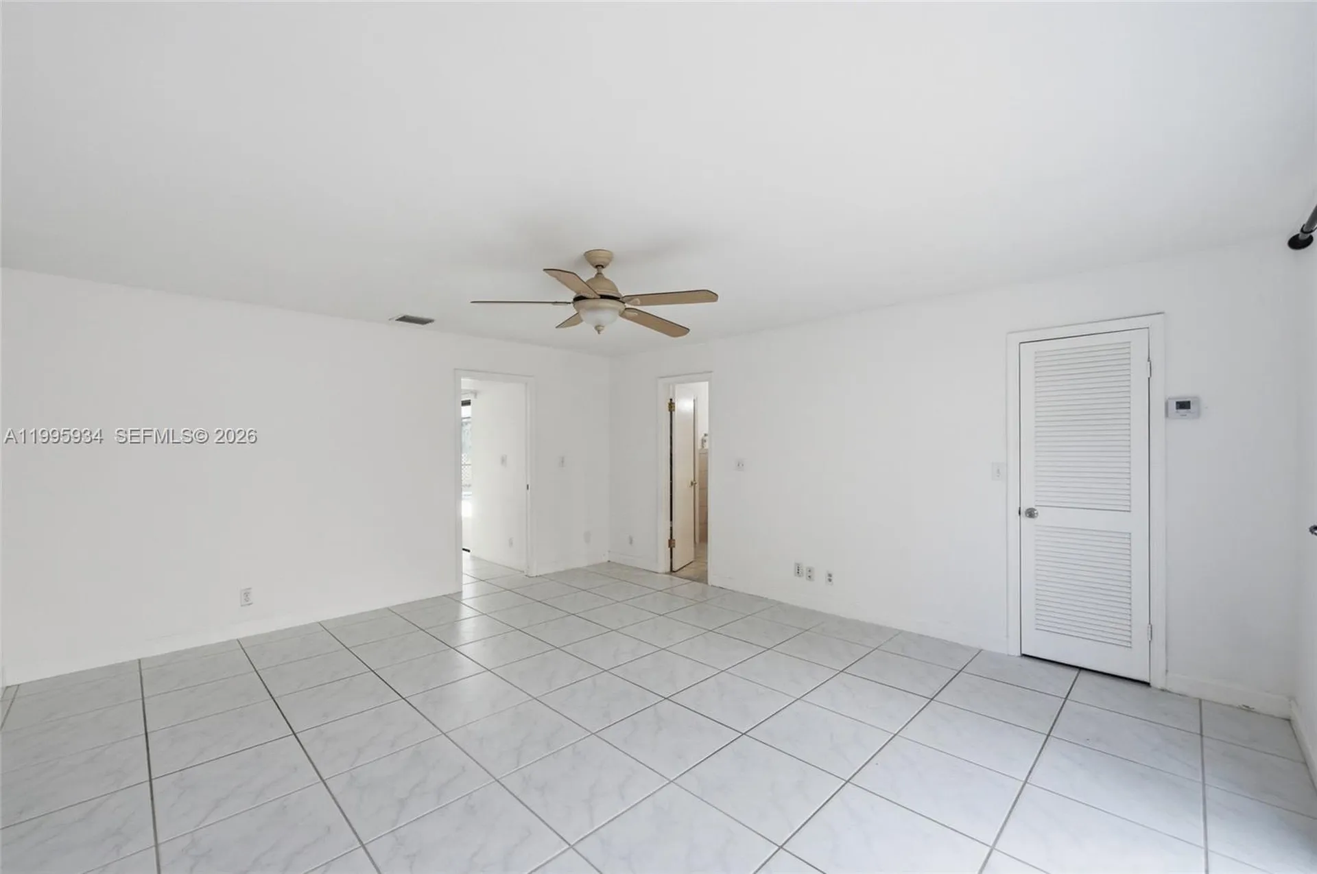 676 NW 107th Lane Coral Springs FL 33071