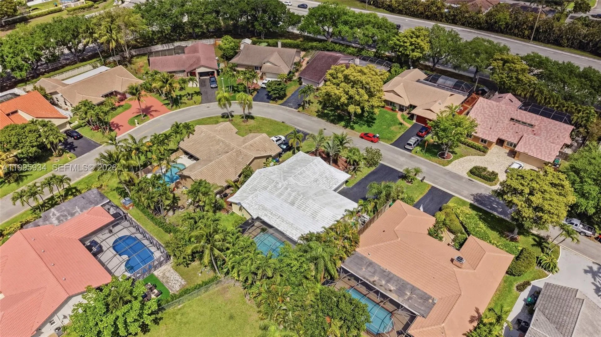 676 NW 107th Lane Coral Springs FL 33071