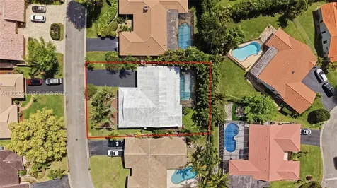 676 NW 107th Lane Coral Springs FL 33071