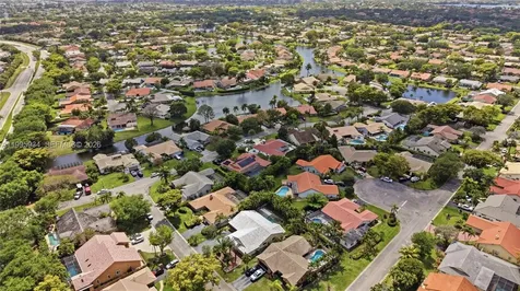 676 NW 107th Lane Coral Springs FL 33071